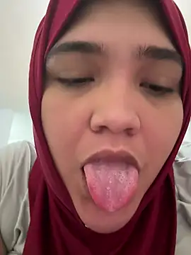 Sweetmuslim01 - lucy suck tits sofia🥵🥛