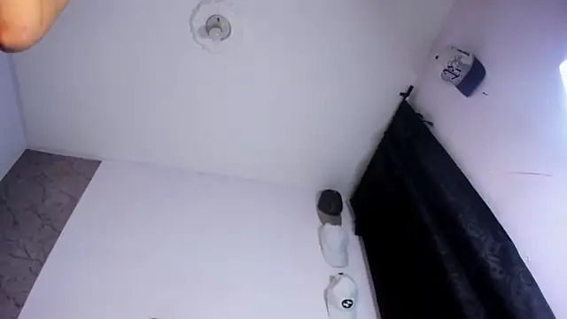 Victoria_and_andra - squirt