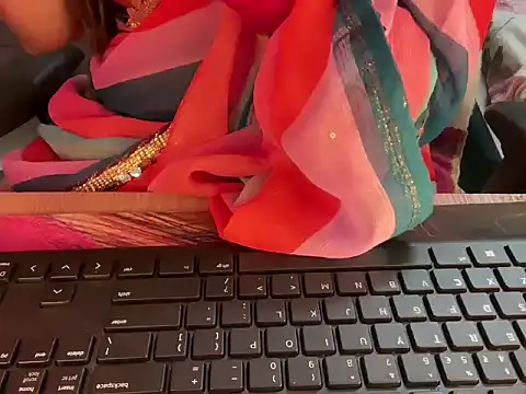 Dikshaindin - show boobs