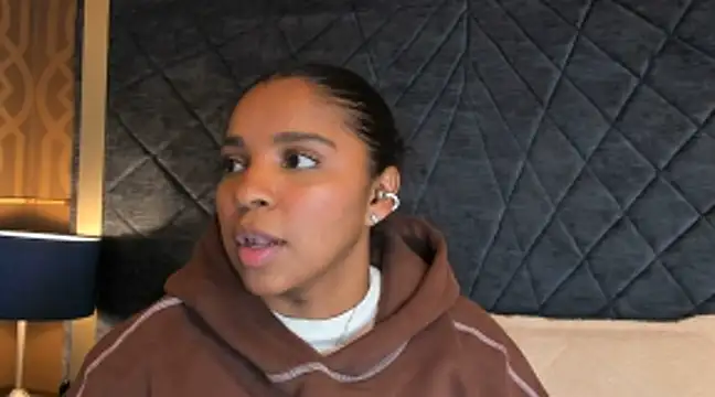 LisaMendez - tease dance