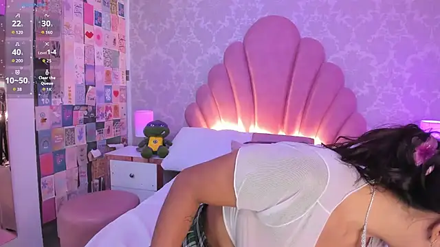 HoneyWoods - DELICIUS BLOWJOB + FULL NAKED