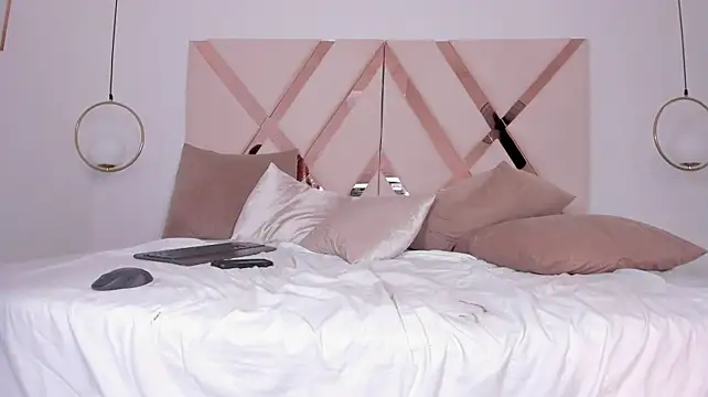Niicol_jenneer01 - ride dildo more cum ass