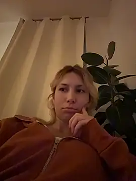 Suyneslii - Flash Ass