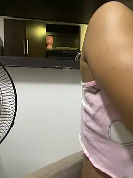 _yisela_ - Juicy pussy