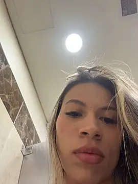 Mia_Rosee1 - Show squirt in bathroom mall💦💦💦💦