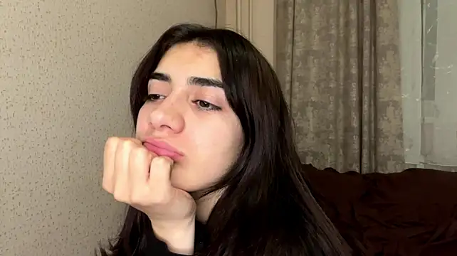 Ledi_Asthik
