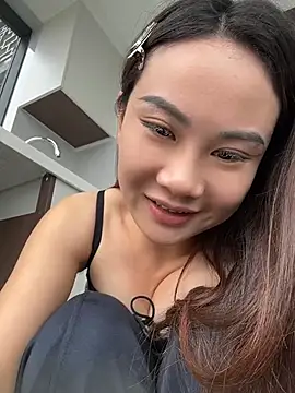 Yioyio-666 - 小粉震动2分钟，最后一个大哥可得
