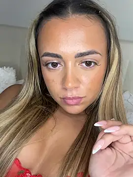 Harrietbronzex - Oil and rub nipples 🍒