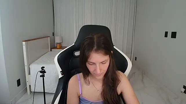 Upssnowy - show boobies