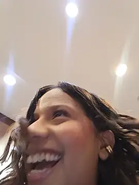 ZaraBlazze1 - Bounce your ass for me on camera