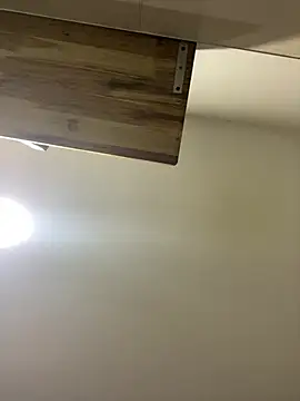 Karina_Leon