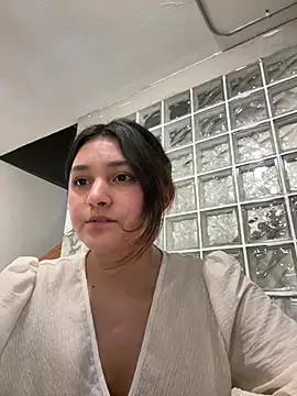 Sisylucky - Muestra el coño