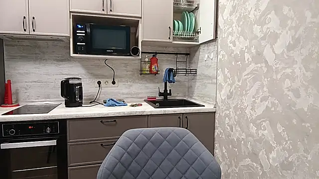 ElianaFox_ - Dance naked
