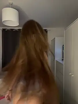 Arabellaxox - Oil nipples 😘