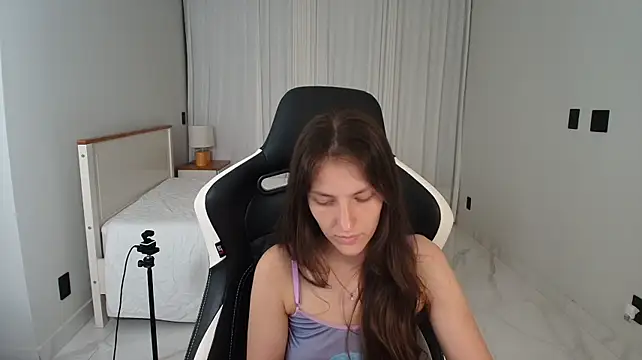 Upssnowy - show boobies