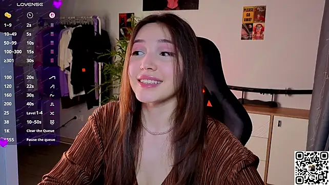Ginsyha - I will tease you with my bra