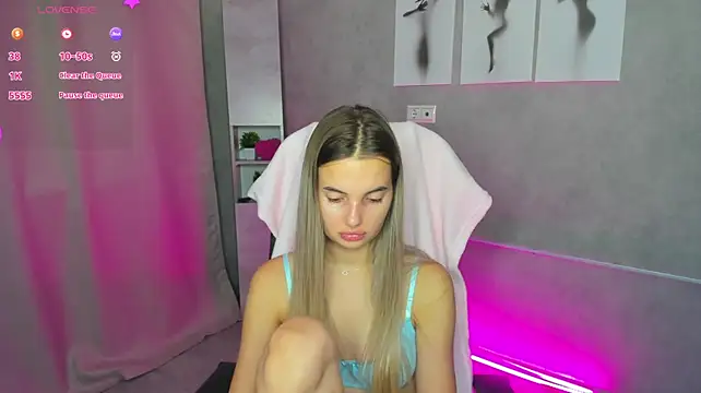 Donna_Evans - show tits