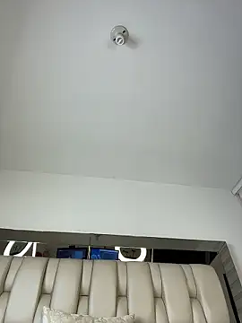 ALISSON_FOXXX1 - fingers in ass