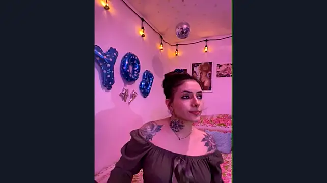 LiliJones_ - 💆🏻‍♀️💖 Spa day for me, sexy show