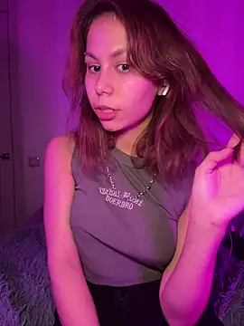 MilkKiss - Flash my bra + close up