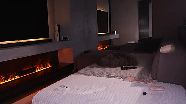 AlexisGraysX - fingering in pussy