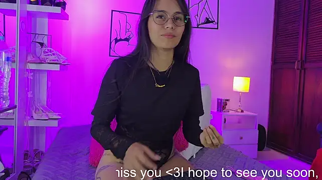 Thamaral1 - doggy style + oil 💦🍑🍑