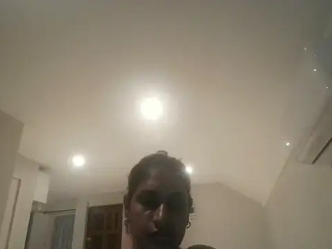 Hunnie_bae - Flash boobs