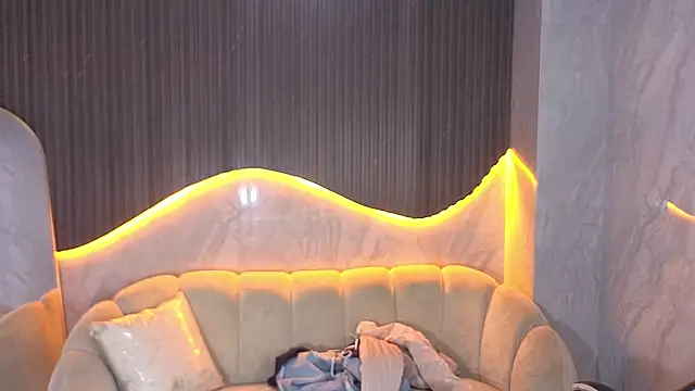 Tifany_Tx - 🎯Dildo + domi x 5 min