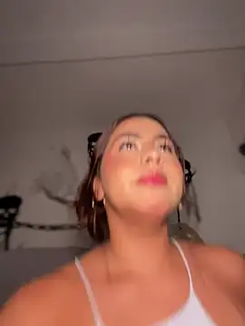 Zarahs_Blare1 - ride dildooooooo😛😈