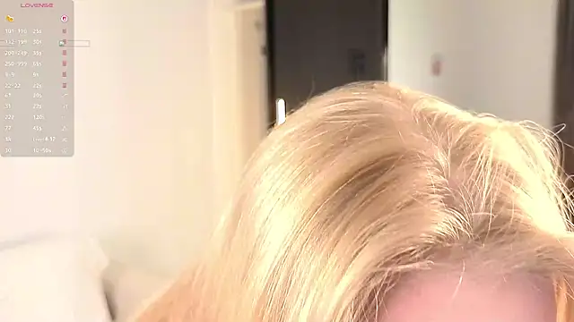 Emma_Frosty - little bite finger and look u