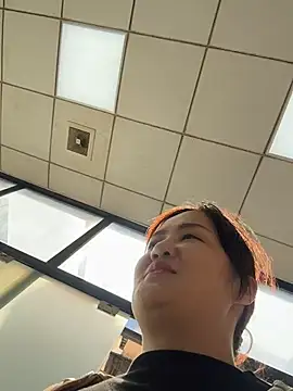 Amy1688 - 脱内裤直播一分钟