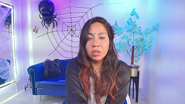 Silvana_lane - SHOW TITS 🍒