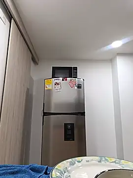 ZaraBlazze1 - Bounce your ass for me on camera