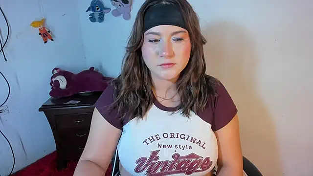 Lunaviee - show big boobs