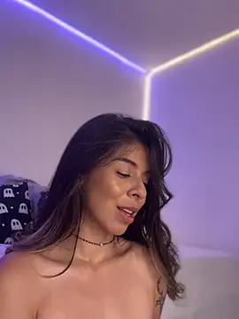 AmmyCollinsW - Oil on my body doggy style🔥😈