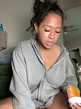 AshleyLoveee - get naked