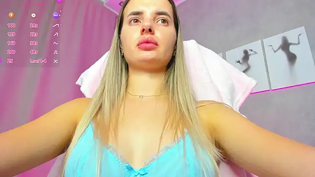 Donna_Evans - show tits