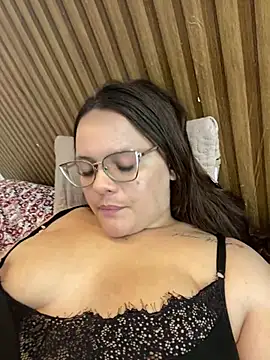 Laryssinha_69 - Boquete molhado por 3 minutos