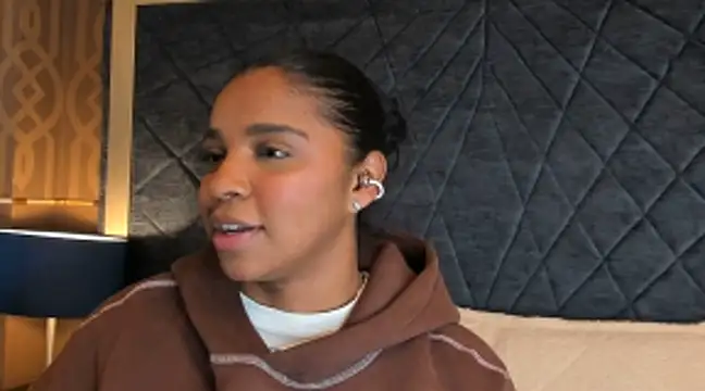 LisaMendez - look my boobs and oil