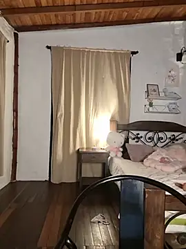 Elizabeth_Parker_Of - naked + spits boobs