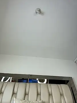 ALISSON_FOXXX1 - fingers in ass