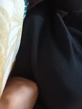 Honey_Babe06 - Changing clothes in public