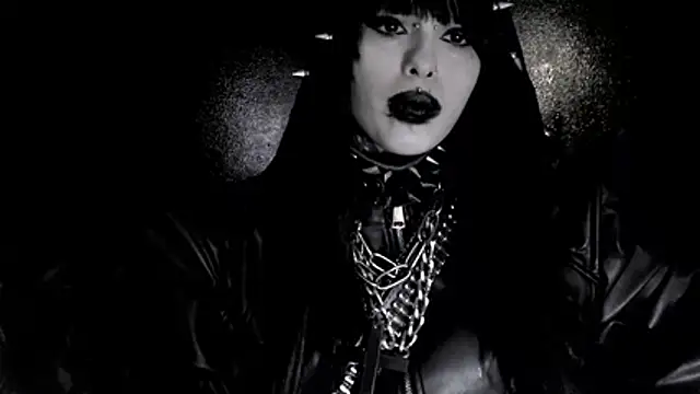 XXIOUX - -