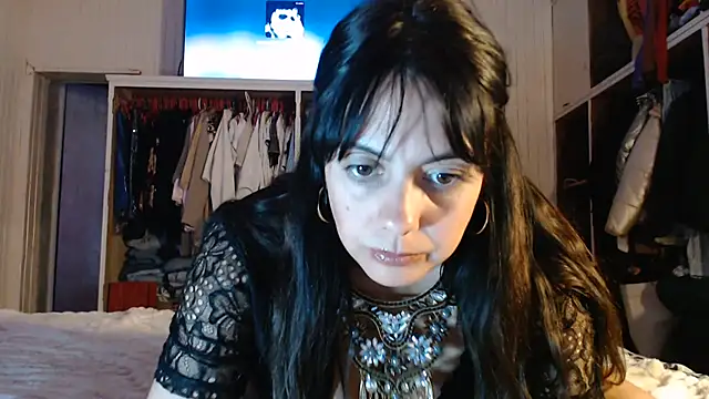 Mickyta - Desnuda por 10 mint