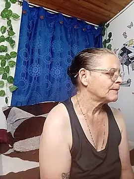 Katrinna_ - Show boobs + toy control 2 min
