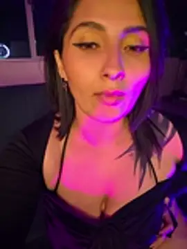Emily_leinner - I want to see you moan, fingers inside
