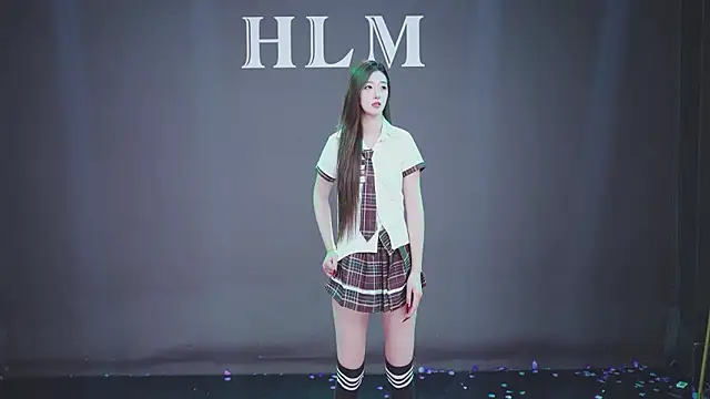 HLM-001 - 兮兮热舞第8轮,过十轮奖励爱心大奶茶