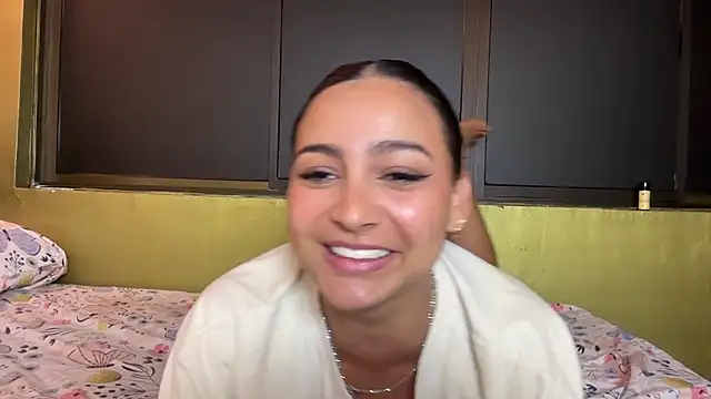 Ashlyrouxx - Make Out