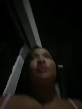 Huge_naughty_ass - Flash tits Sam 😍