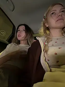 Elsawhere - Nancy squeeze boobies in top!